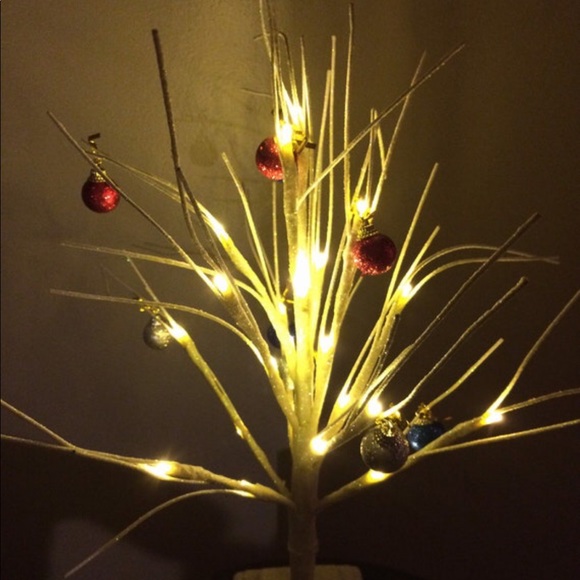 Tabletop tree Led tree Twig tree with lights ornaments  battery operated - Picture 3 of 4